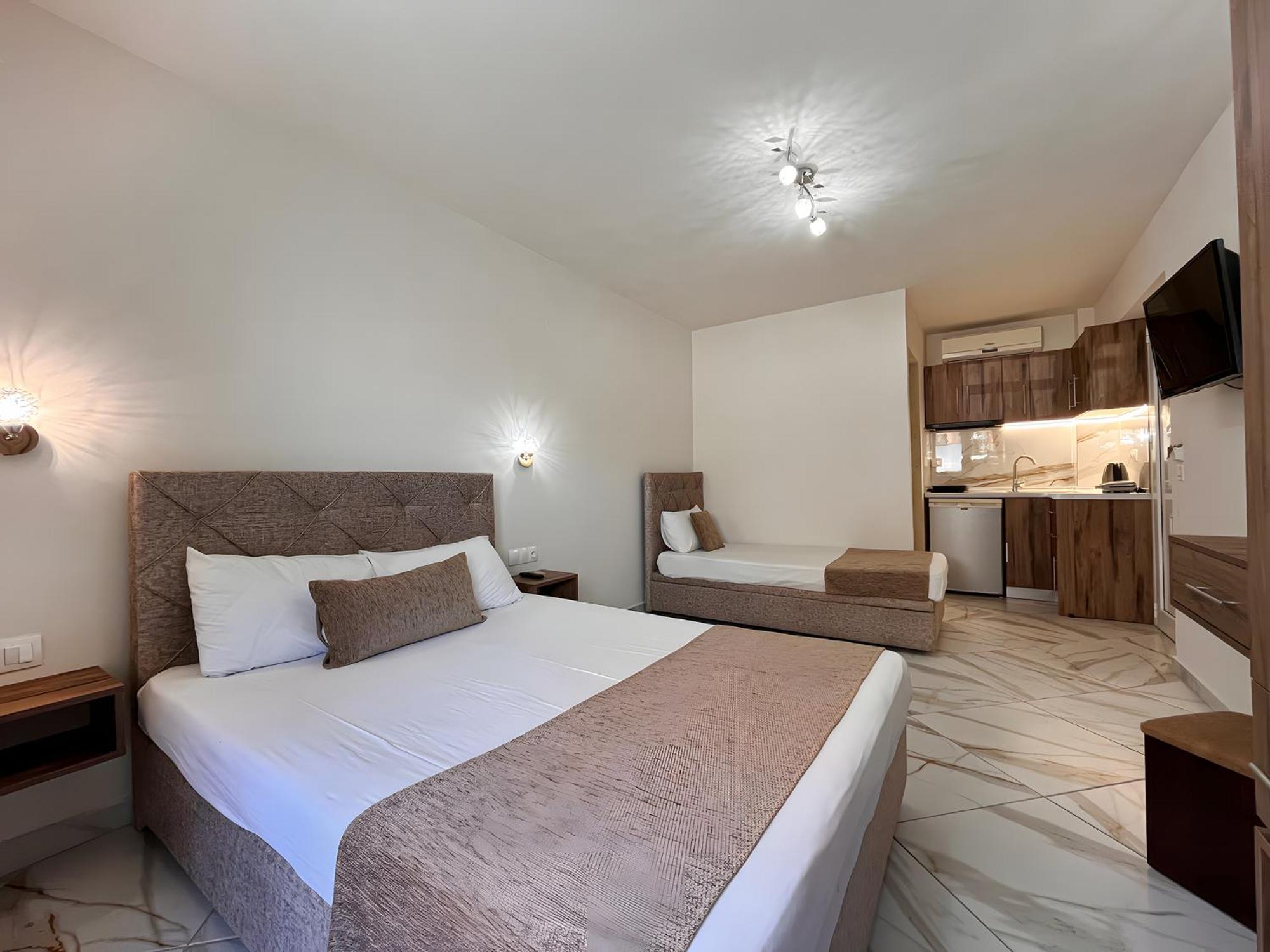 Villa George Giov Sarti Ngoại thất bức ảnh